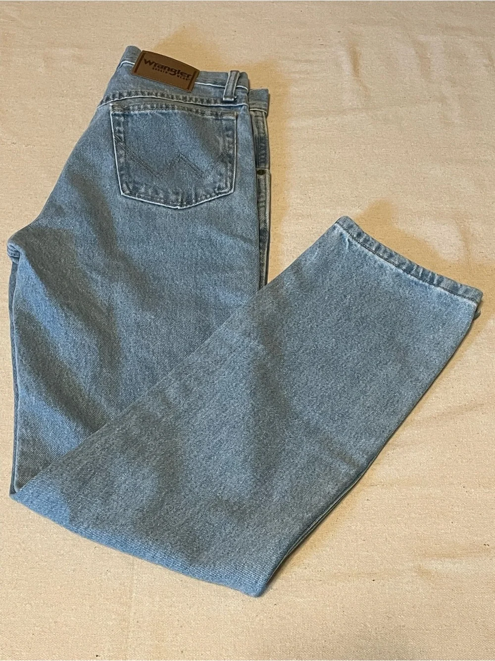 Light Blue Men's Wrangler Classic 5 pocket Straight Leg Jeans